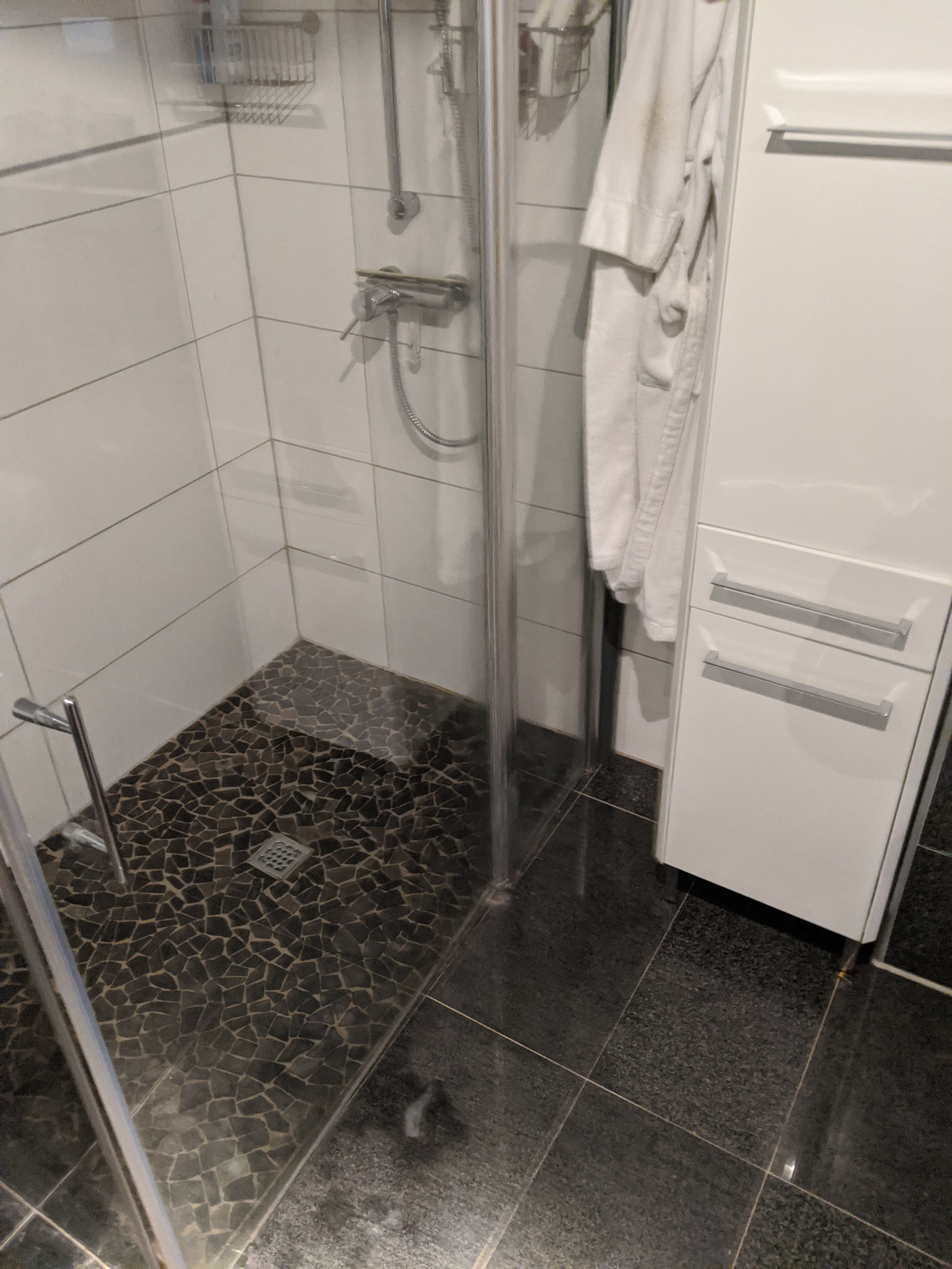 Hochwertige Komplettsanierung in Krefeld – Vorher Bild 5
