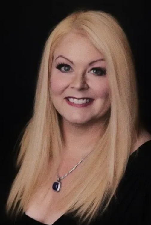 Stephanie Mapp Headshot