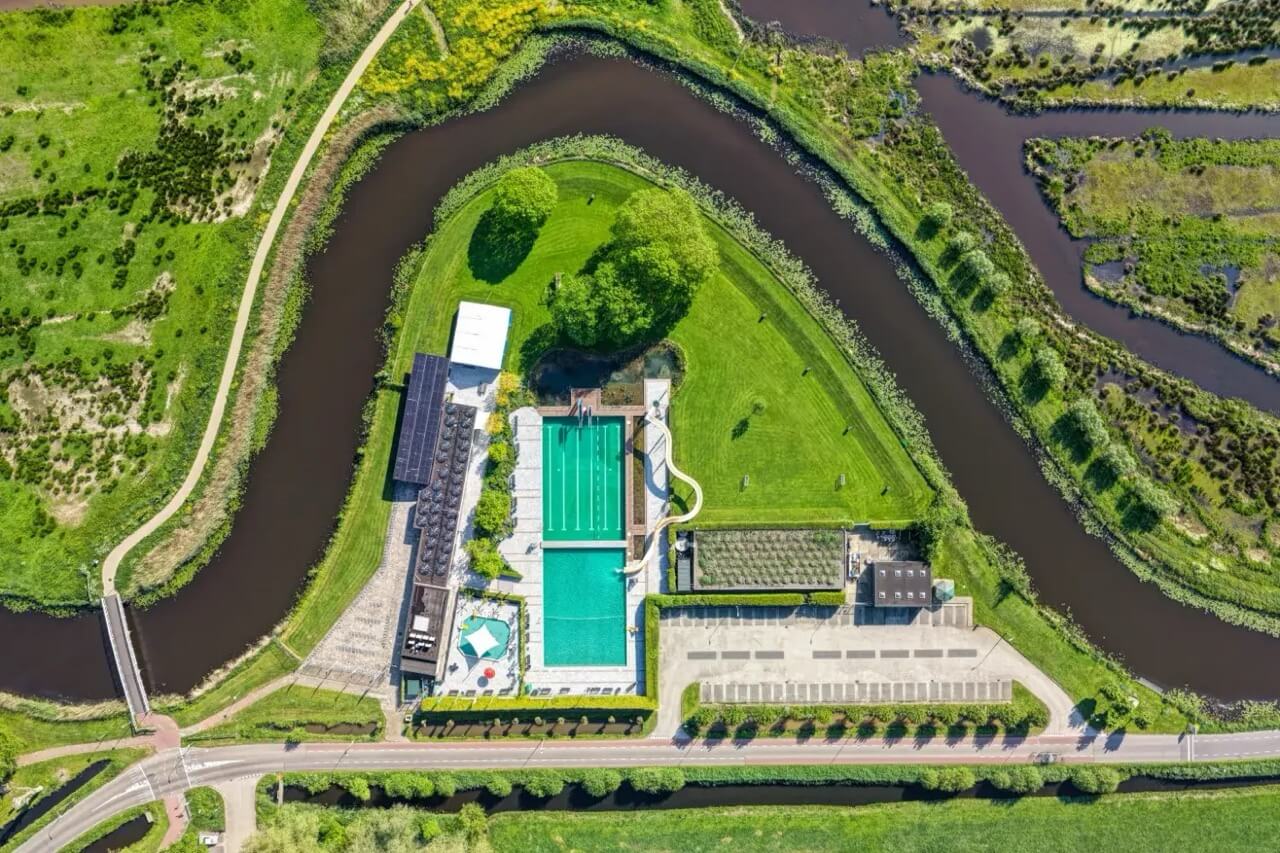 Zwembad De Loete
