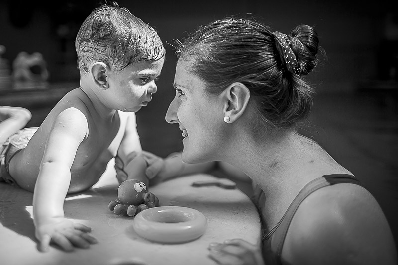 fotografías de niños en el agua en Alicante