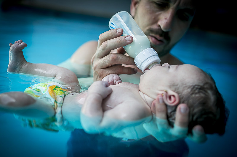fotografías de niños en el agua en Alicante
