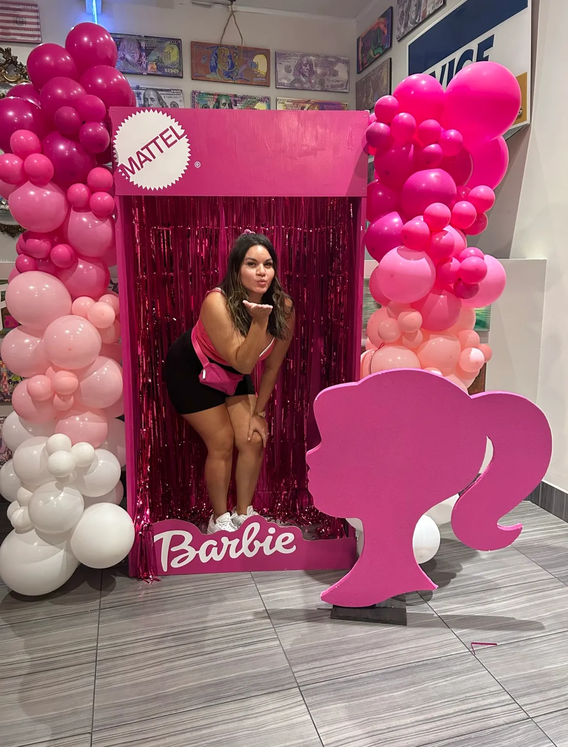 Elegant balloon garland design by Social Booth LV