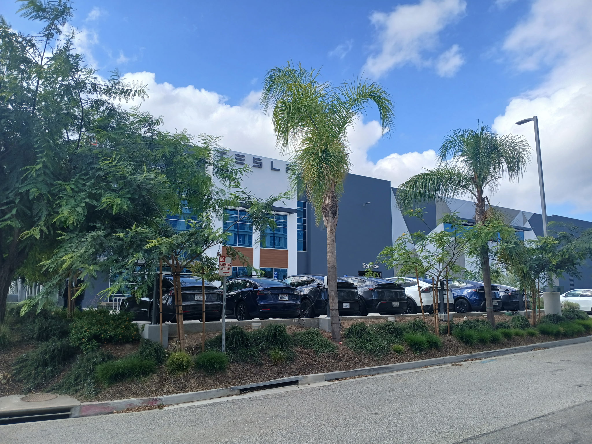 Tesla Sales, Service & Delivery Center