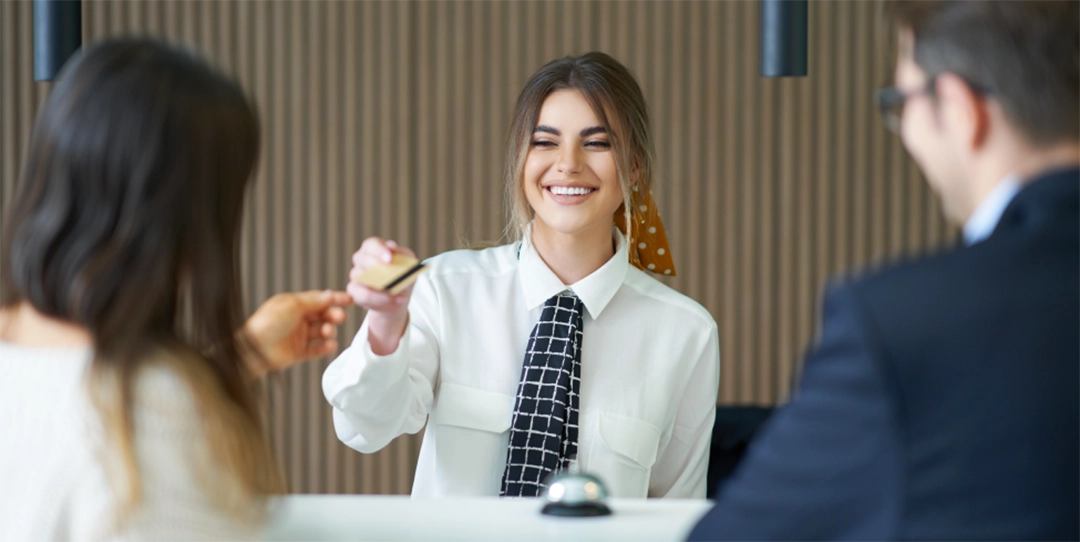 Comment traiter les plaintes des clients : meilleures pratiques pour les hôtels