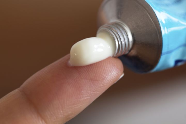 Thuốc bôi ngứa vùng kín nam