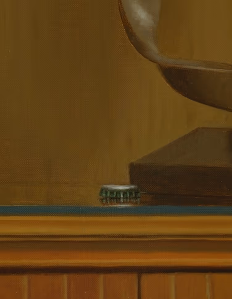 Detail of the hidden Heineken bottle cap included as a personal reference in Wil de Hollander’s portrait.