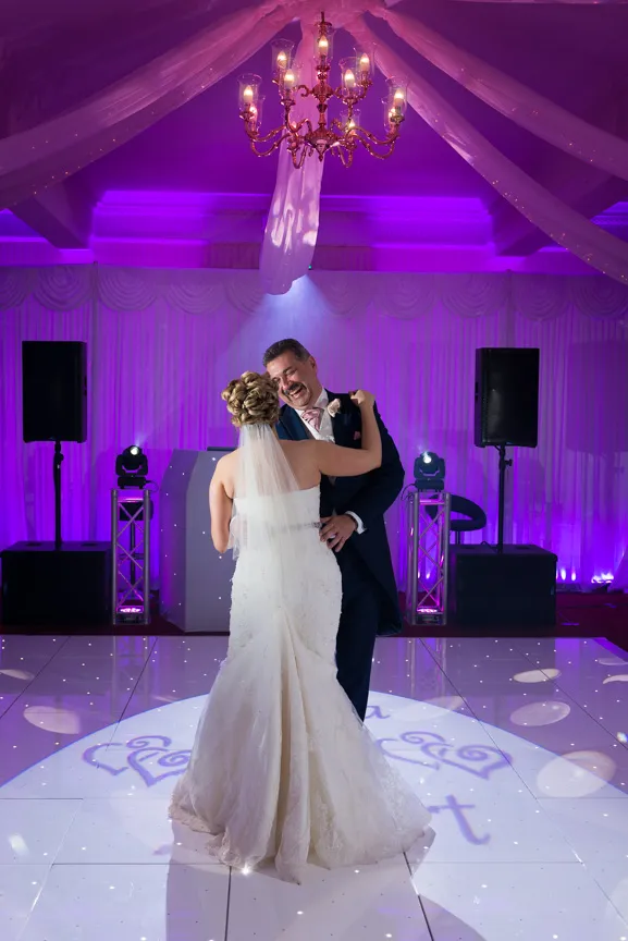 Glen Yr Afon wedding bride and father dance