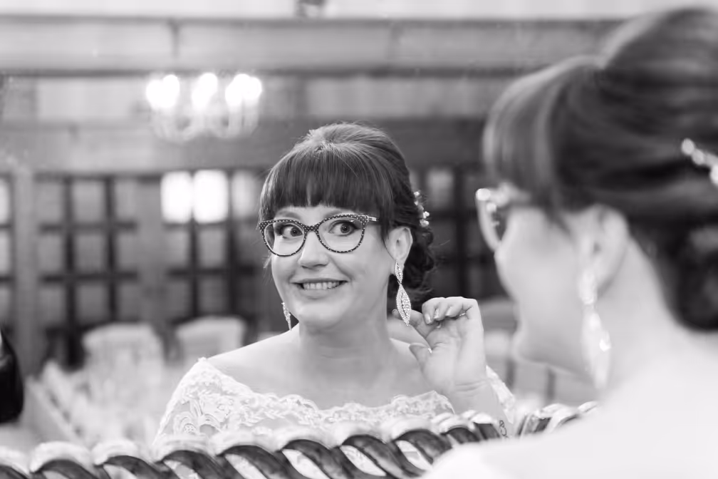 Glen Yr Afon wedding bride in mirror