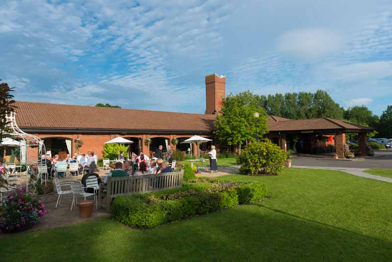 wedding Greenmeadow Golf Club, Cwmbran