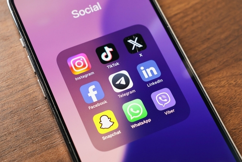 The Real Reason Your Social Media Isn't Generating Leads (It's Not What You Think) | Jpetrous Creative Services