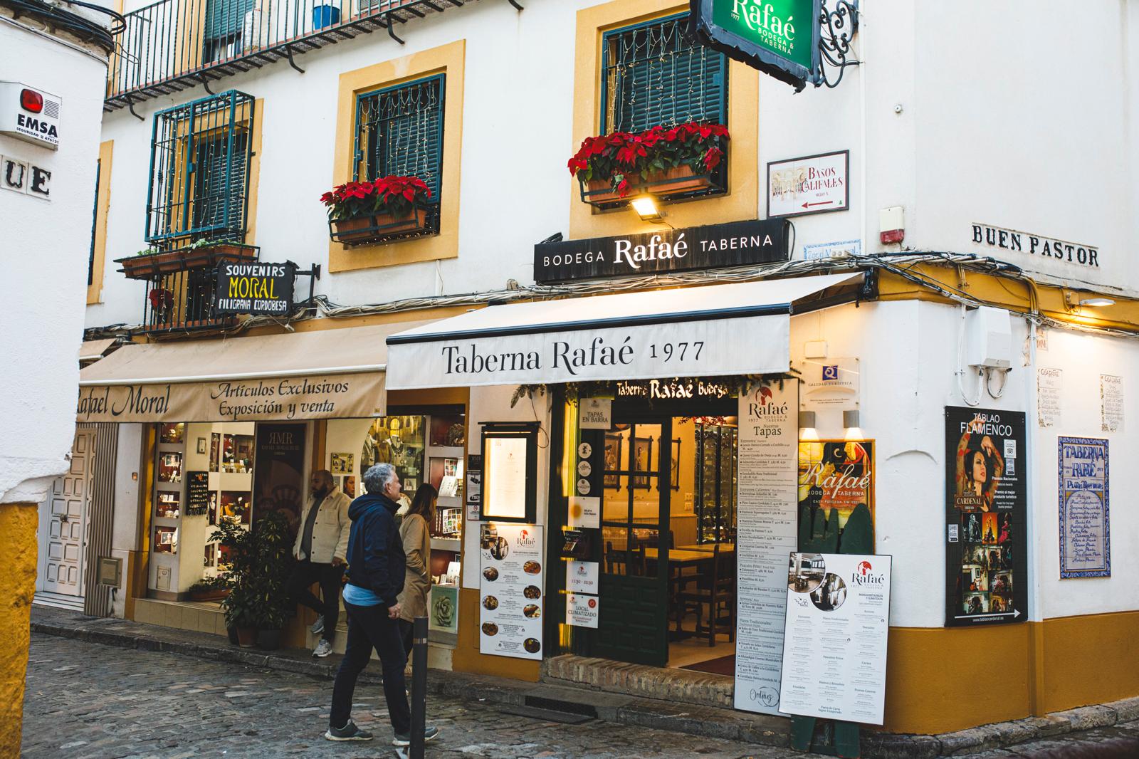 Fachada de Taberna Rafaé