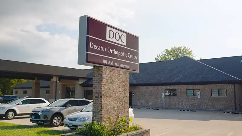 Decatur Orthopedic Center Exterior