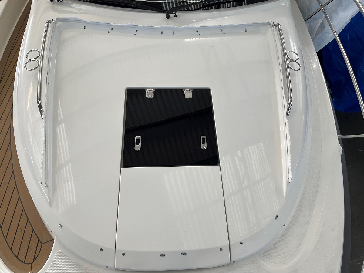 Abdeckung Sonnenpolster Vorschiff N305