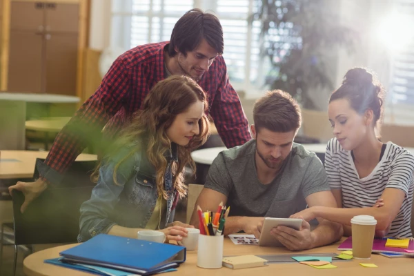 Group of business executives discussing