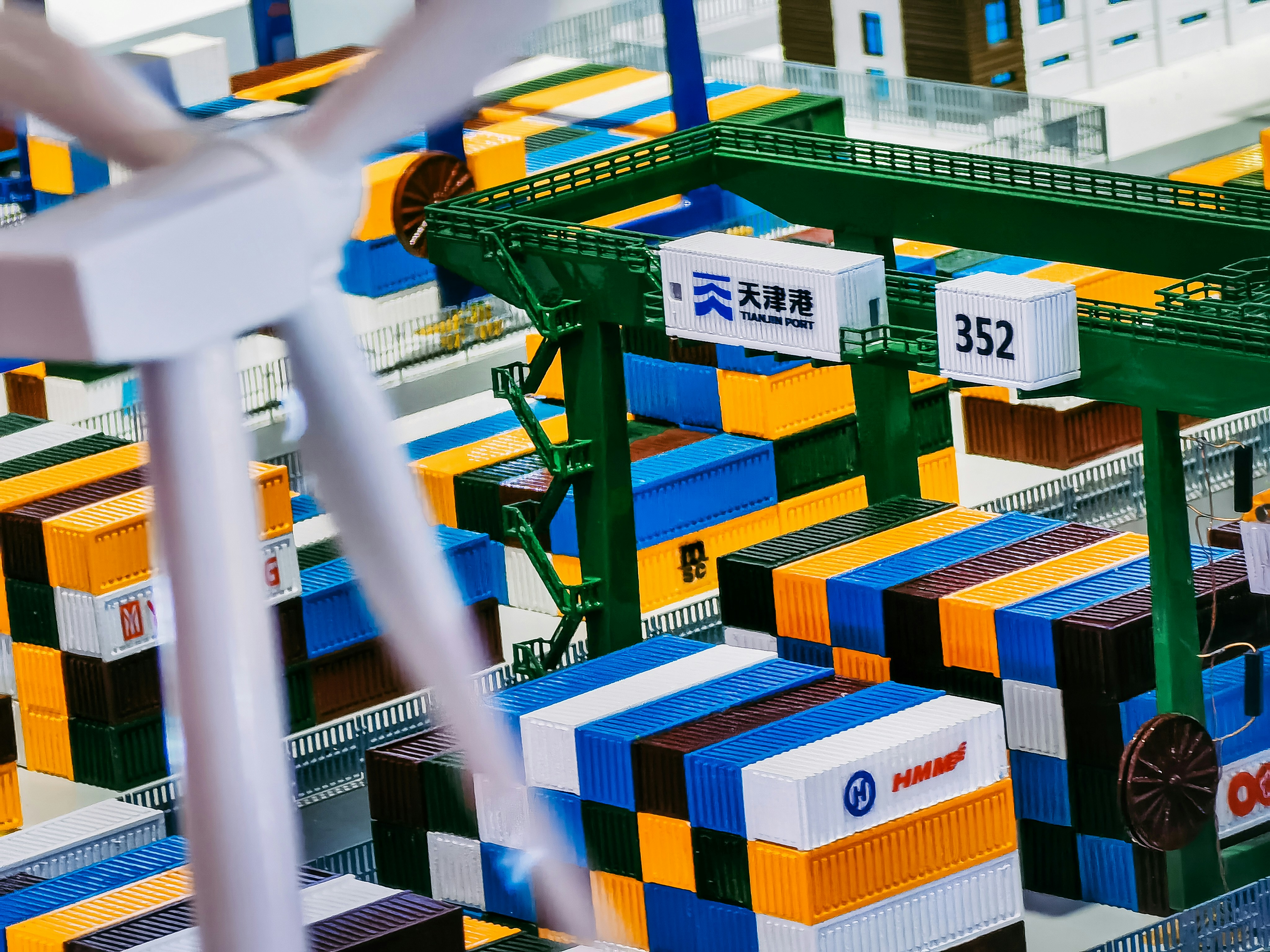 Optimizing Supply Chain & Fulfillment with AI Insights