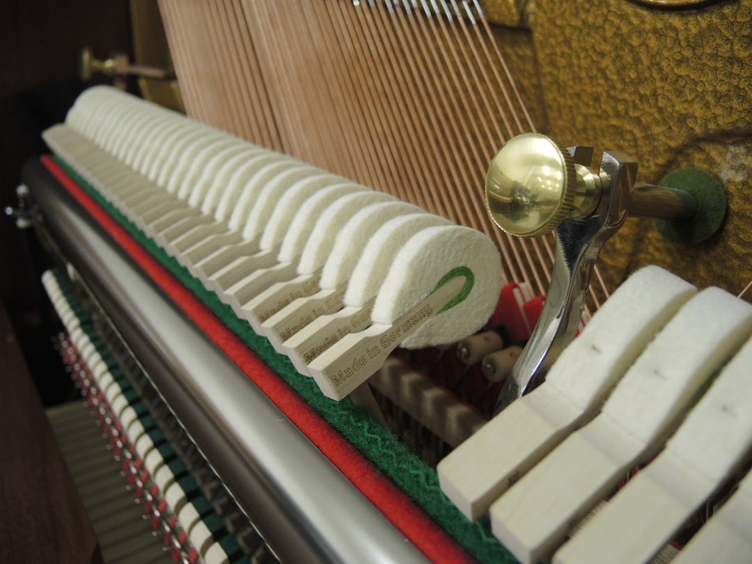 Nové pianino W.Hoffmann T122