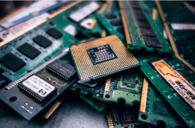 how do solid state drives work