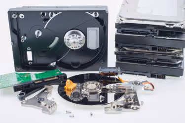Disassembly of a hard disk