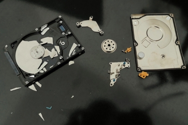 Shattered hard disc