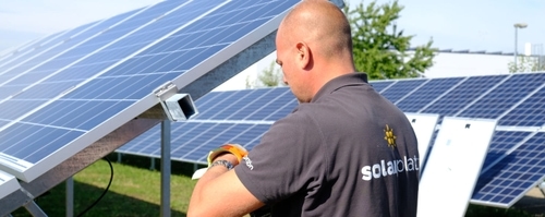 Solarplatz Monteur