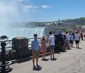 crowds at Niagara Falls