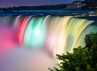 Niagara Falls at night