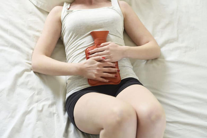 Mách nhỏ bạn gái cách giảm đau bụng kinh hiệu quả