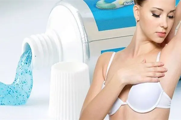 Cách trị hôi nách bằng kem đánh răng và chanh tươi tại nhà