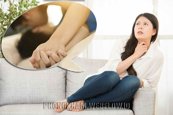 Dùng tay chạm vào vùng kín có thai không?