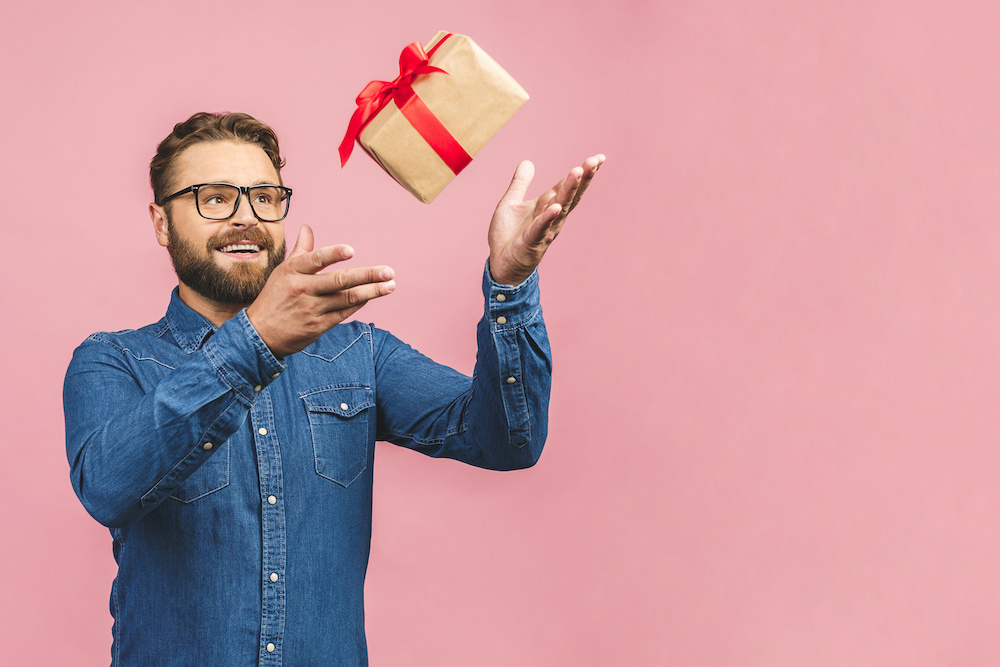 How to give the best corporate holiday gifts | Hoppier
