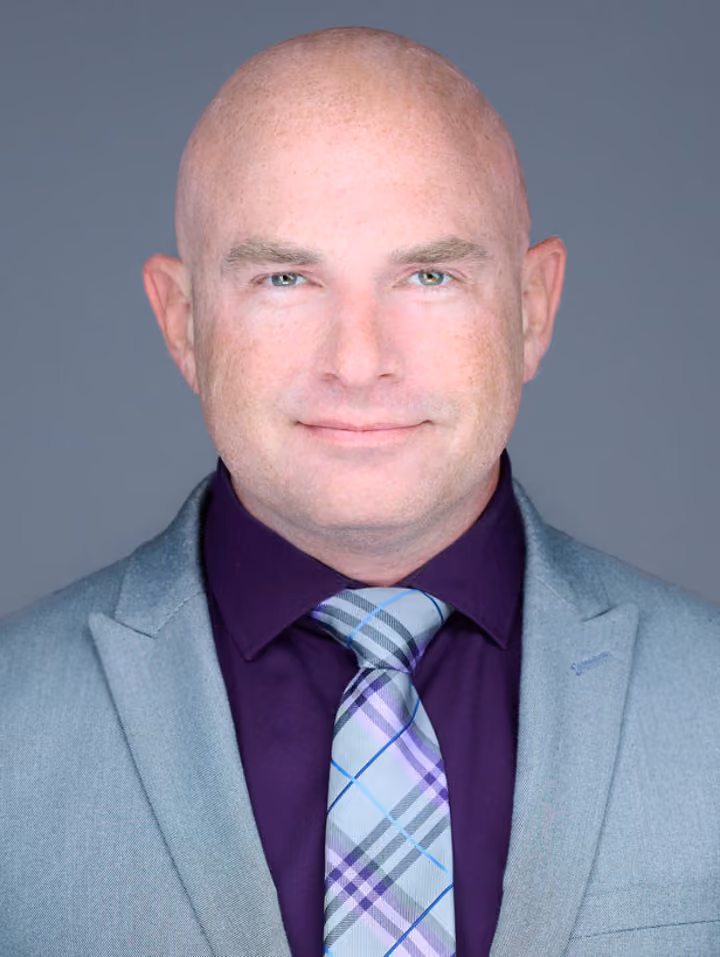 Dr. Cody Aull, a sinus surgeon for Aspire Allergy & Sinus