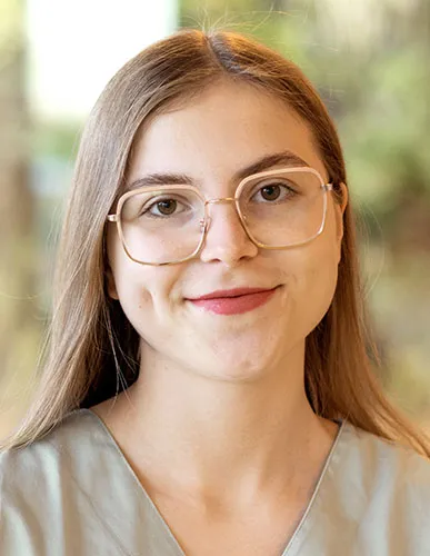 Dr. Kraus Mitarbeiterin