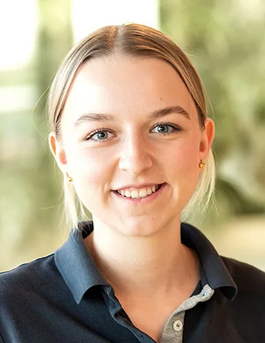 Dr. Kraus Mitarbeiterin