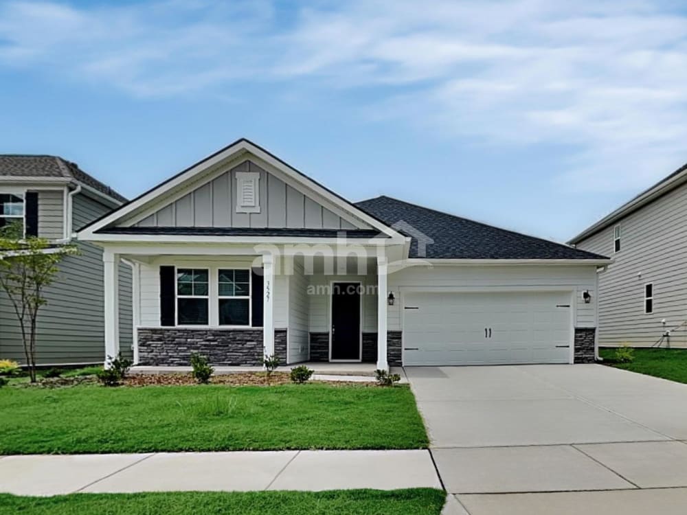 3527 Lincoln Heights Lane