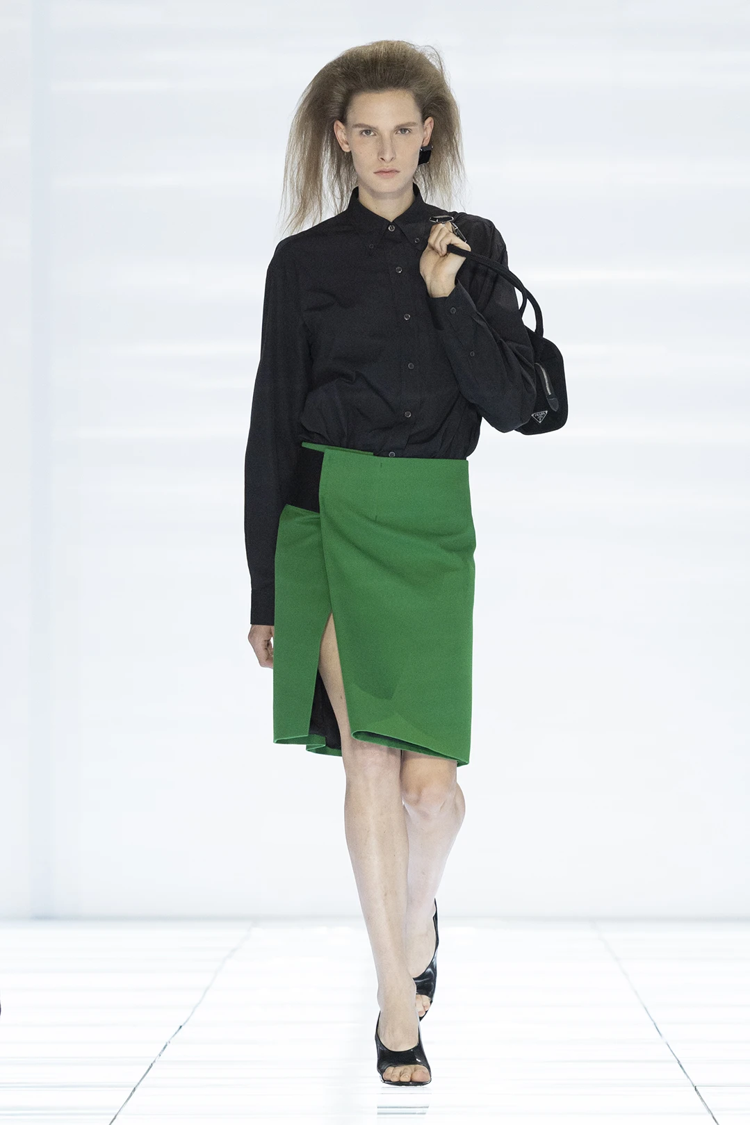 PRADA SPRING/SUMMER 2027 