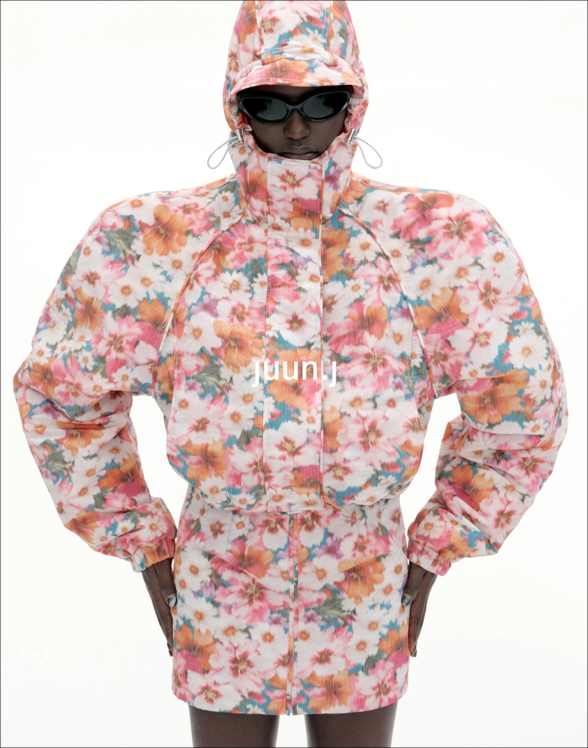 JUUN.J 27SS Collection ‘COSMOS’