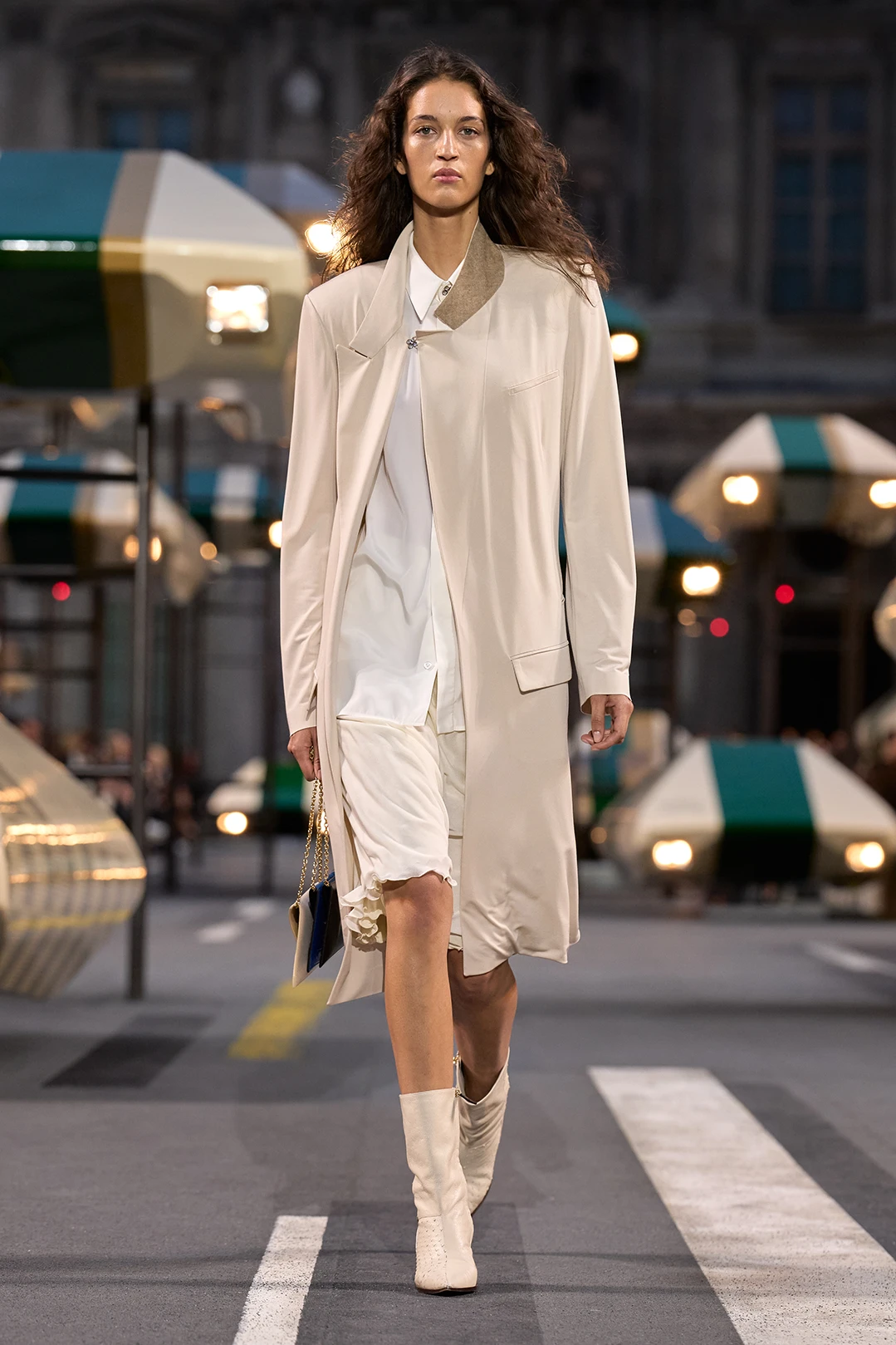  Louis Vuitton Spring-Summer 2027 Collection