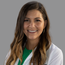 Headshot of Sara de Vera, a provider at Aspire Allergy & Sinus