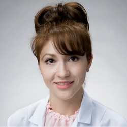 Head shot of Crystal E. Fuller, APRN, FNP-C, Aspire Allergy & Sinus physician