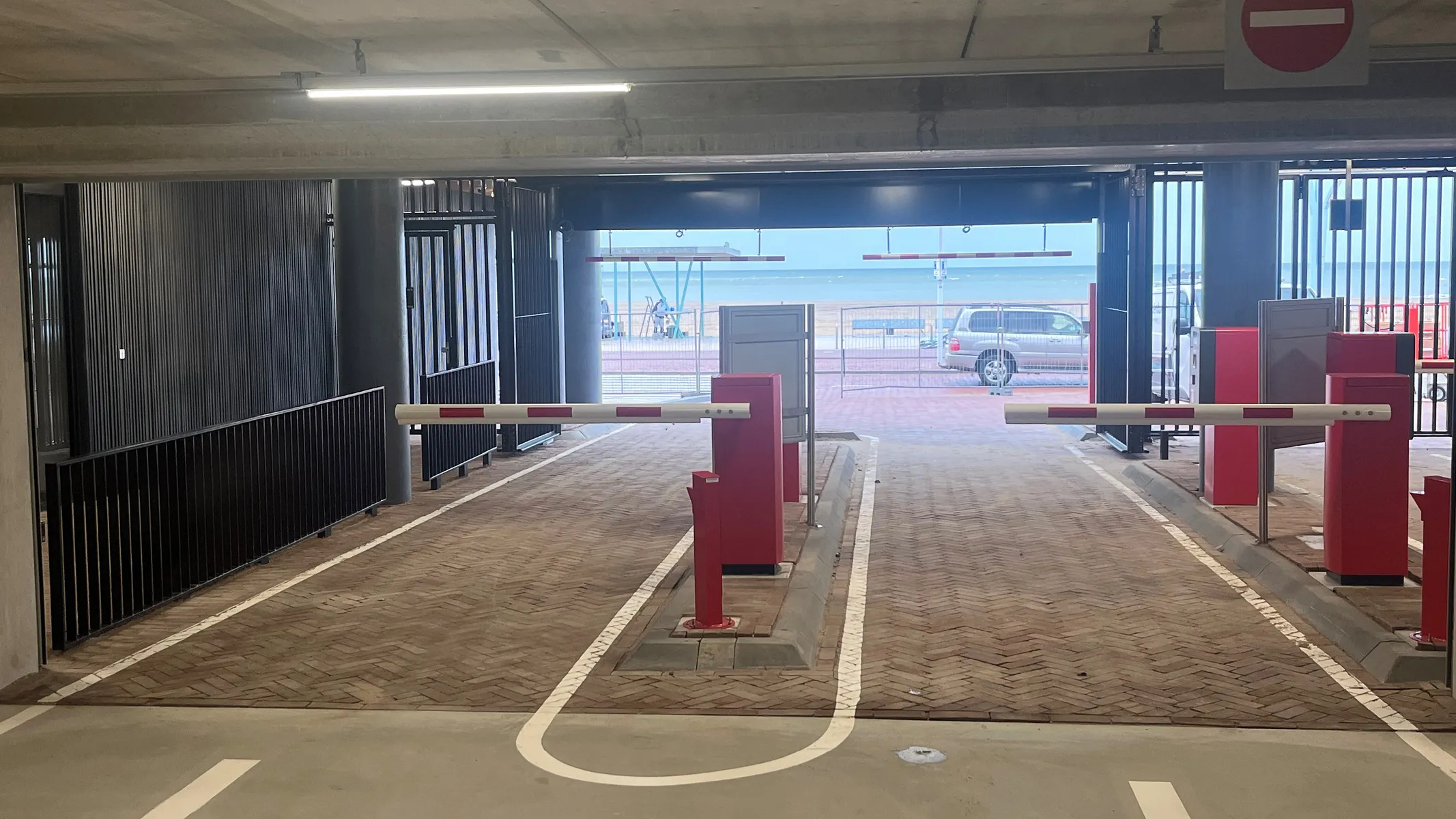 Unieke parkeergarage Noordelijk Havenhoofd Scheveningen opgeleverd