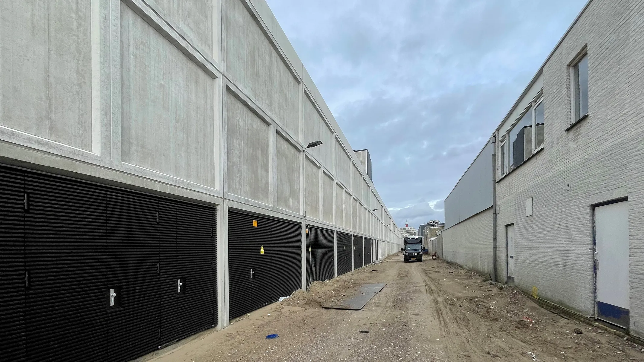 Unieke parkeergarage Noordelijk Havenhoofd Scheveningen opgeleverd