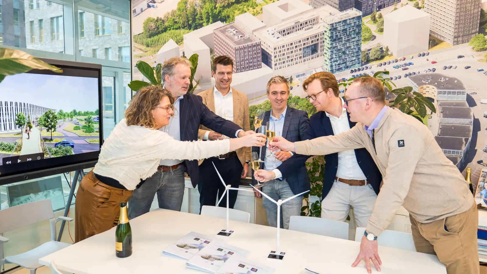 Bouwteamovereenkomst getekend voor innovatieve parkeergarage Flight Forum Eindhoven