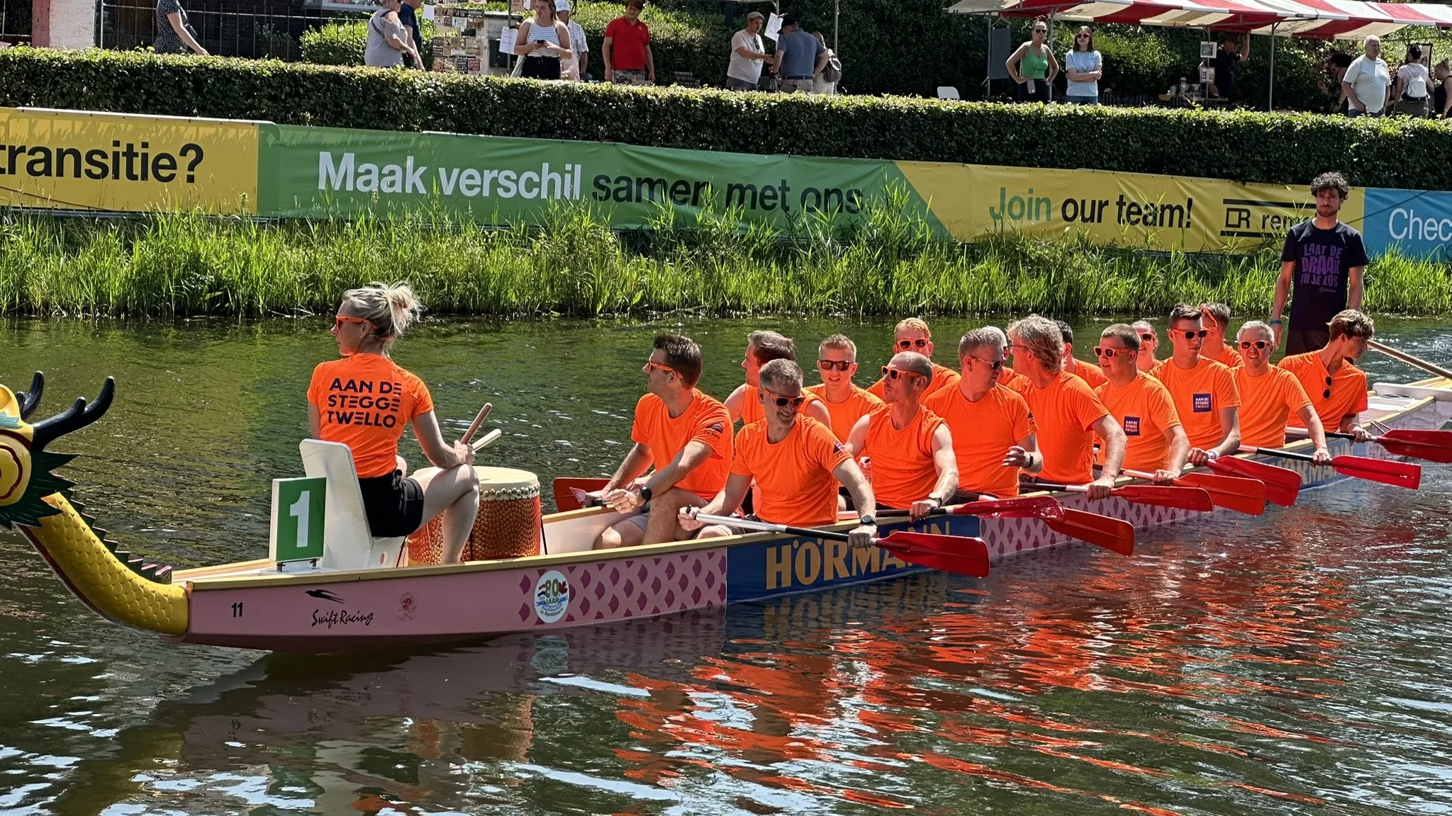 Onze deelname aan de Drakenbootrace in Apeldoorn 2025