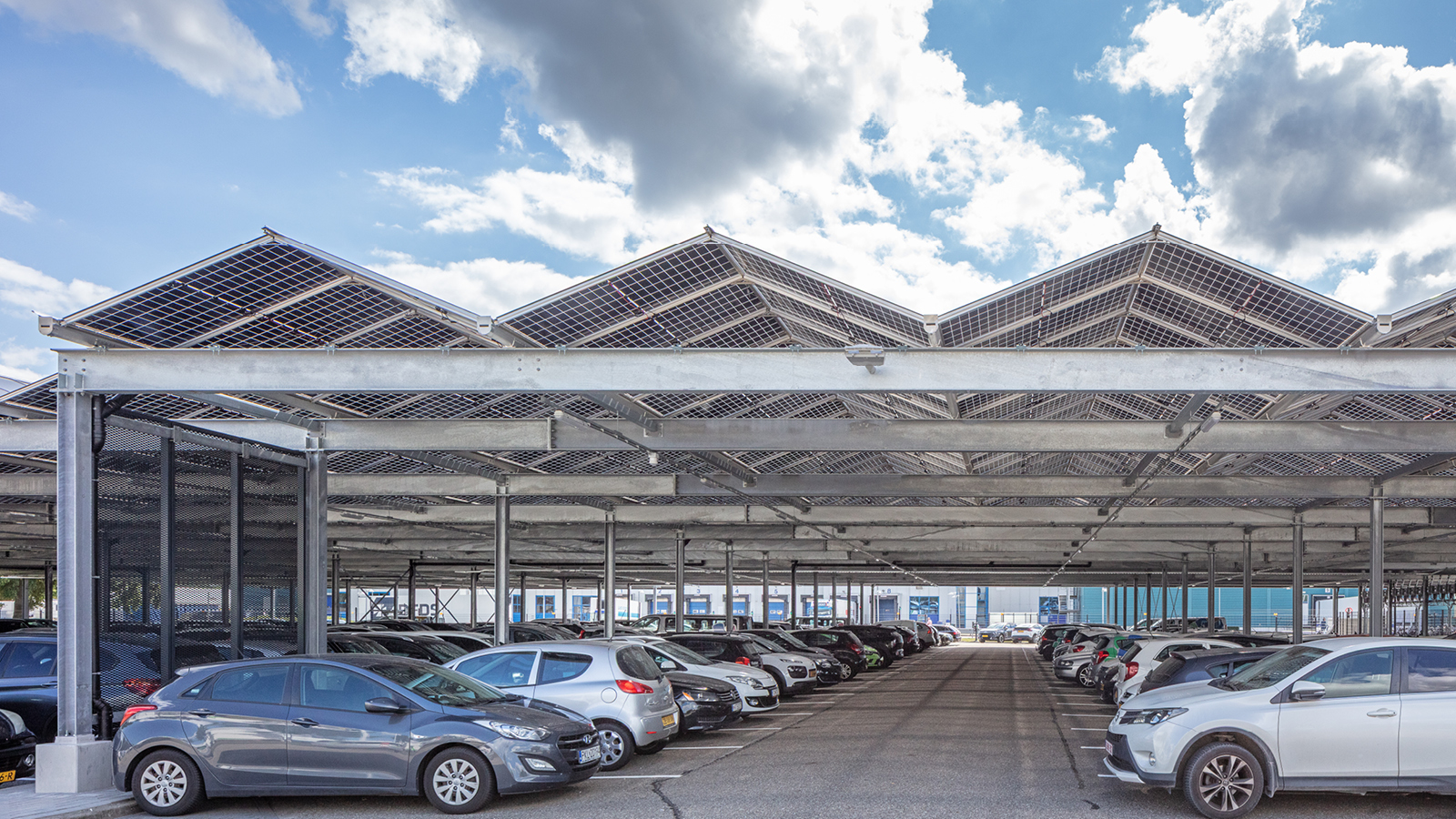 Solar carport Ekro Apeldoorn