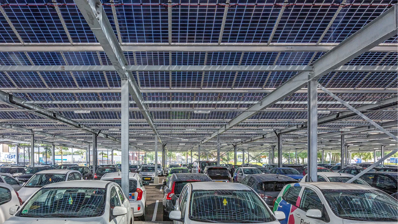 Solar carport Apeldoorn