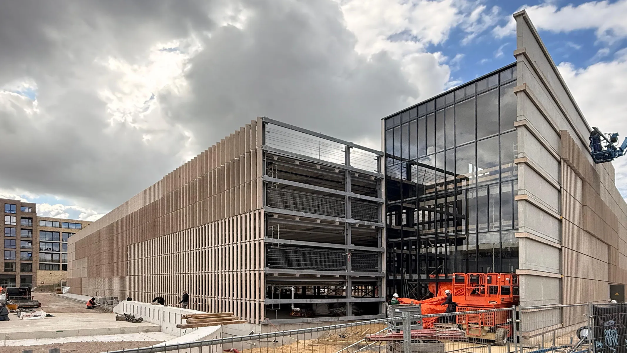 Eindstation nadert bij P+R Ede‑Wageningen