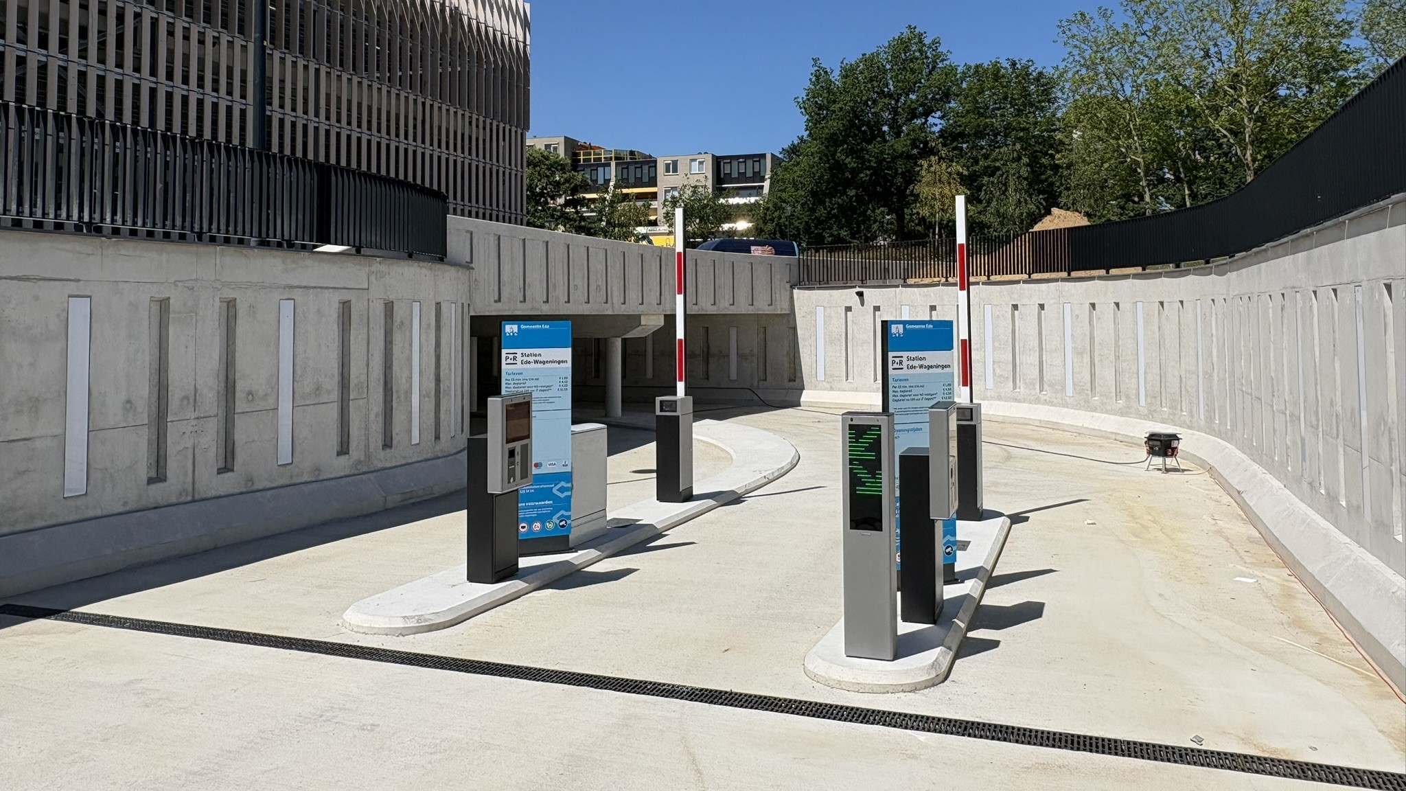 Succesvolle oplevering van duurzame P+R parkeergarage Station Ede-Wageningen