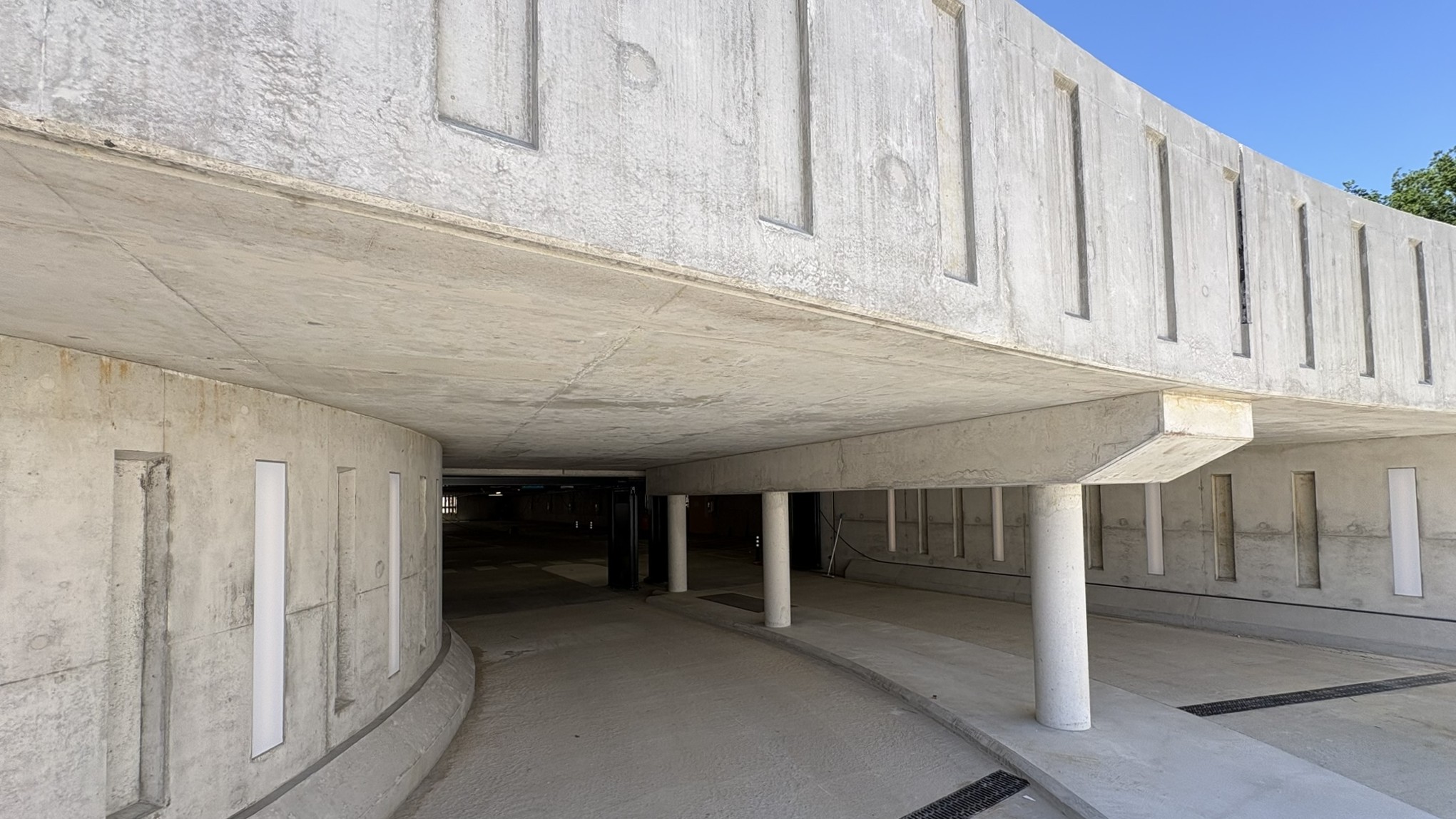 Succesvolle oplevering van duurzame P+R parkeergarage Station Ede-Wageningen