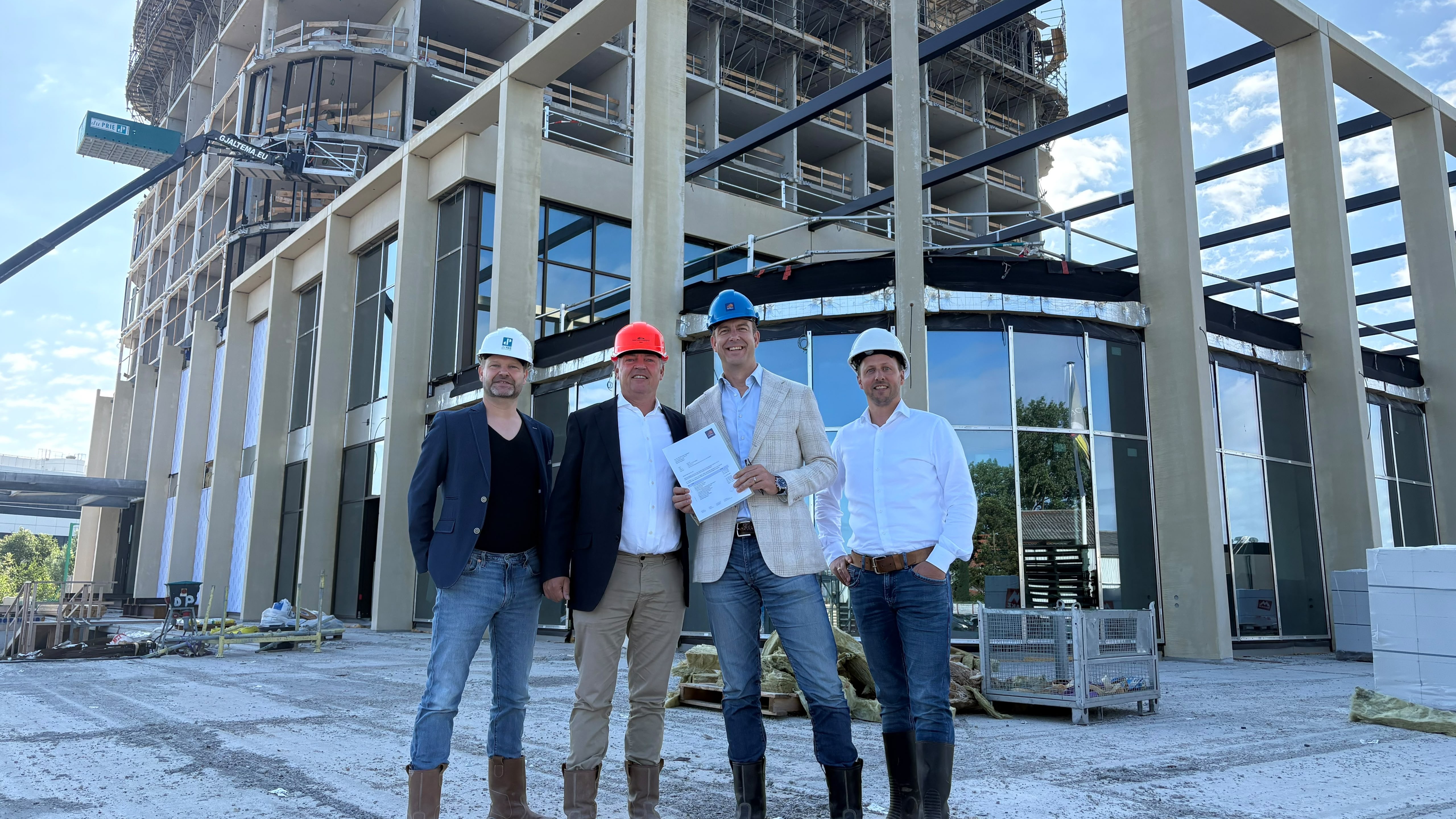 Wij realiseren de parkeergarage voor Van der Valk Hotel Oegstgeest