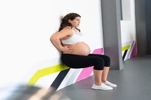 Squats giúp chuyển dạ nhanh